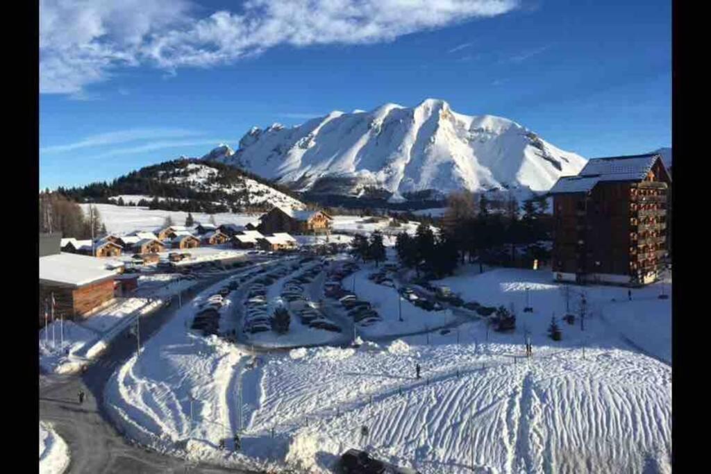 Appartement Superdevoluy 28M2 Au Pied Des Pistes 9Eme Etage Saint-Étienne-en-Dévoluy Exteriör bild